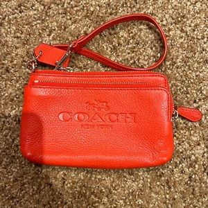 Chic and classy vintage Coach wristlet
